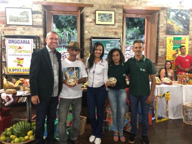 Caso de sucesso: Após curso do SENAR, produtora de Cristália (MG) cria marca de doce de leite em homenagem ao pai